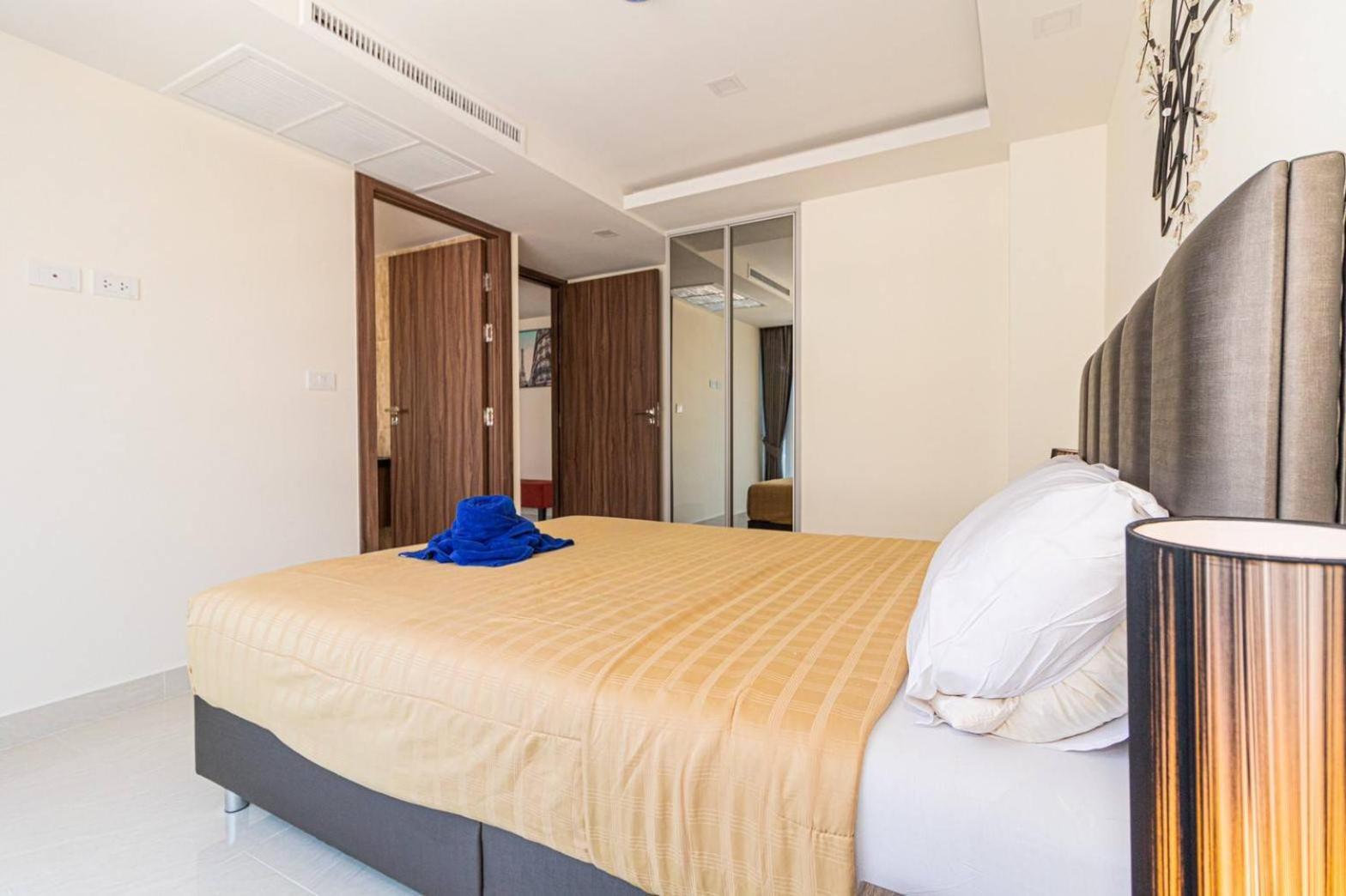 Grand Avenue By Fantasea Beach Pattaya Ruang foto