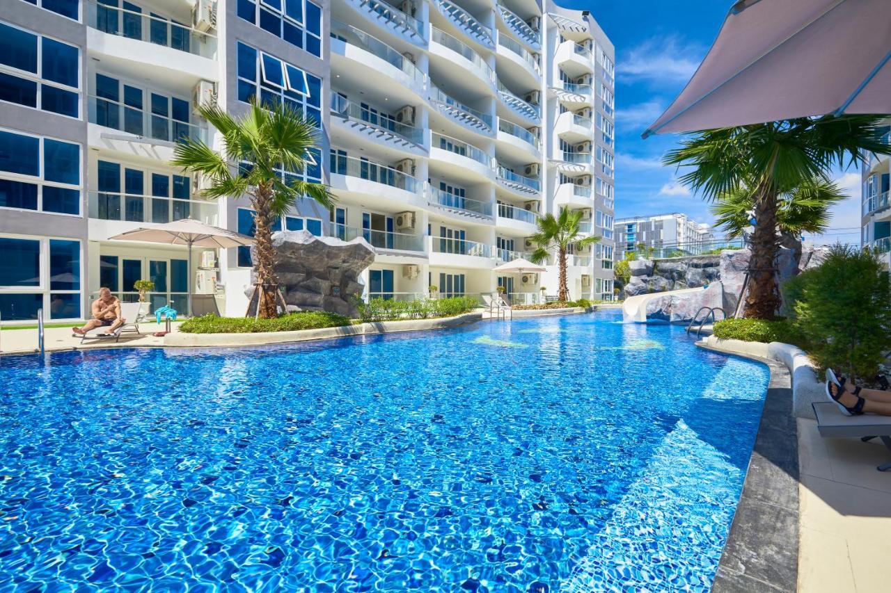 Grand Avenue By Fantasea Beach Pattaya Bagian luar foto