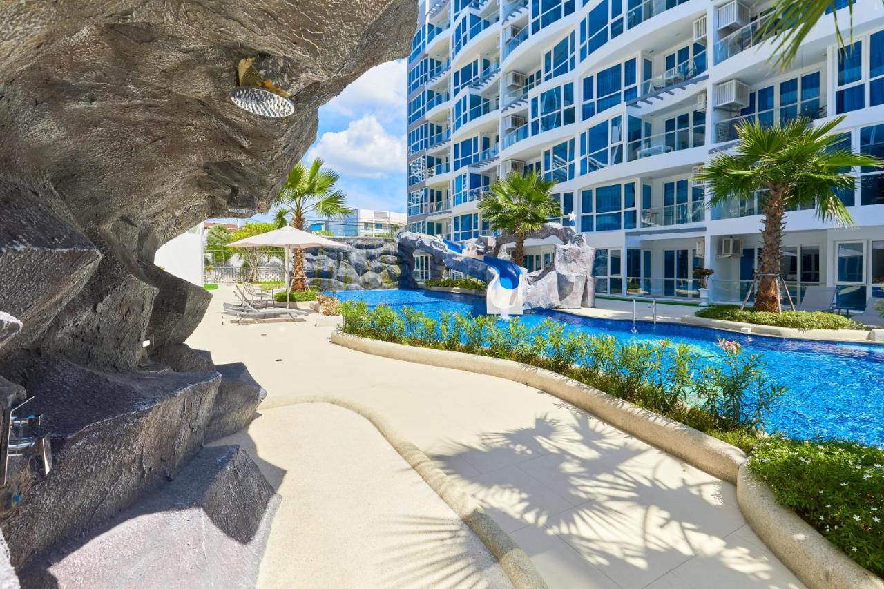 Grand Avenue By Fantasea Beach Pattaya Bagian luar foto