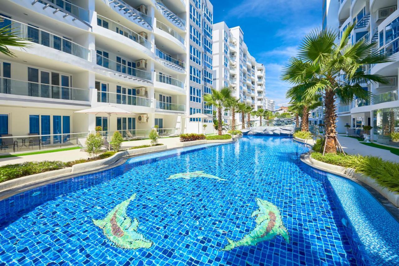 Grand Avenue By Fantasea Beach Pattaya Bagian luar foto