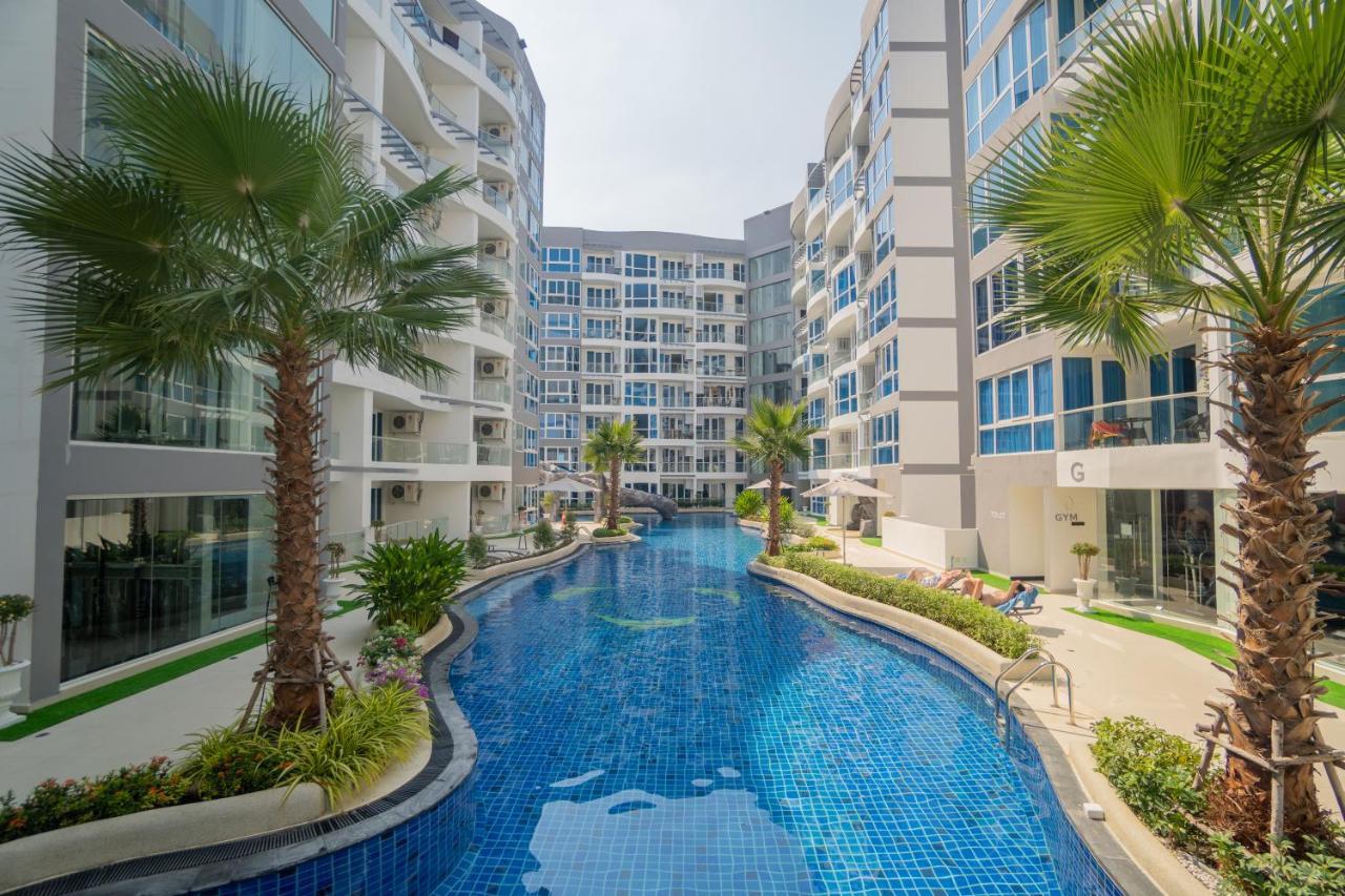 Grand Avenue By Fantasea Beach Pattaya Bagian luar foto