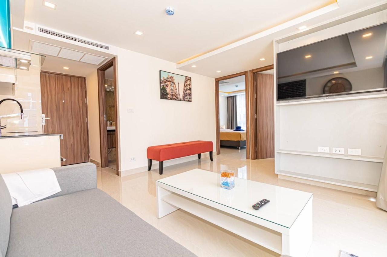 Grand Avenue By Fantasea Beach Pattaya Ruang foto